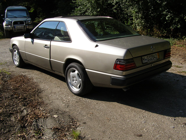 Mercedes 300 CE Detail